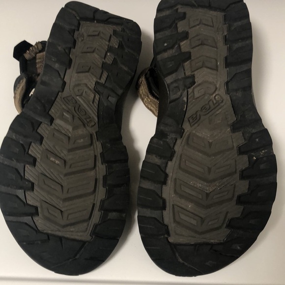 Teva brown sports sandals with Velcro fasteners unisex and very comfortable - Picture 8 of 11